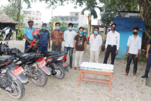 झापामा भन्सार छलेर ल्याईएको ओरीयन्स कम्पनीको औषधी बरामद, ६ जना पक्राउ