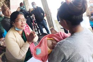 धनकुटाको सहिदभूमि गाउँपालिकाले सुत्केरीलाई दिन थाल्यो पोषण भत्ता