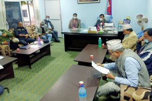 इटहरीमा छ लेनको सडक सीमा भित्रका संरचना हटाउँन पुनः आग्रह गरिने, नटेरे भत्काइने