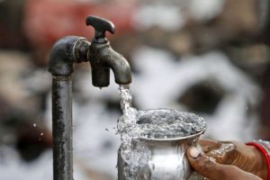 इलाममा पहाड खनेर निकालियो पानी, बसाई सरेकाहरु गाउँ फर्कन थाले