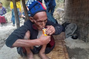 भोजपुरमा ९ बर्ष अघिदेखि थला परेका राईको उद्धार