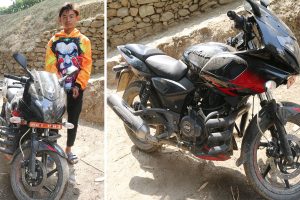 धनकुटाबाट चोरीको मोटरसाइकलसहित एक जना पक्राउ