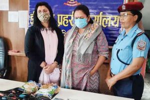 झापाबाट अफिमसहित दुई भारतीय महिला पक्राउ