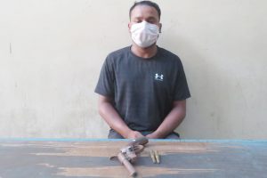 विराटनगरबाट हाडवेयर पसल सञ्चालक पेस्तोलसहित पक्राउ