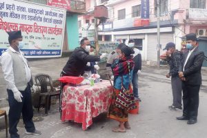 धनकुटामा निःशुल्क बाँढ्न थालियो मास्क