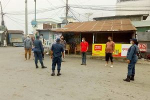 धनकुटामा निषेधाज्ञा नटेर्नेमाथि प्रहरीको ‘एक्सन’ : ३८ जनालाई जरिवाना, ७६१ लाई चेतावनी