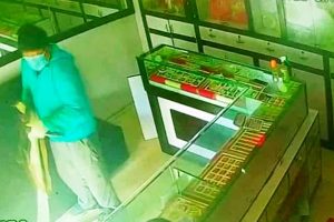 हतियार देखाएर लुटपाट गर्न खोज्ने पाँच जना पक्राउ