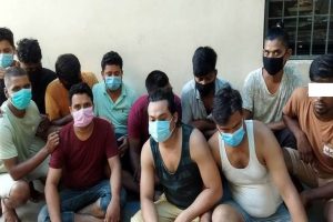 विराटनगरमा जुवाको खालबाट १२ जना पक्राउ