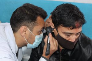 केएमसीको शिविरबाट काठमाडौंको ज्याथाका नौ सय विरामी लाभान्वित