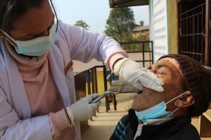 केएमसीको स्वास्थ्य शिविरबाट नुवाकोटका १३ सय विरामीको निःशुल्क उपचार