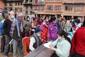 भक्तपुरमा केएमसीले गर्यो निःशुल्क स्वास्थ्य शिविर