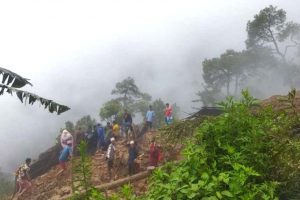 पहिरोमा घरसहित पुरिँदा चार जनाको मृत्यु