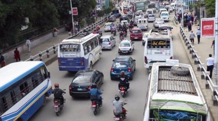फेरि बढ्यो सार्वजनिक यातायातको भाडा