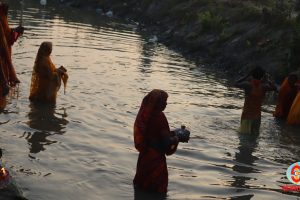 उदाउँदो सूर्यलाई अर्घ दिएसँगै सकियो छठ पर्व