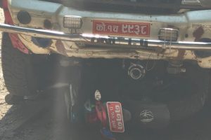 धनकुटामा पिकअप र मोटरसाइकल ठोक्किँदा आमा-छोरा घाइते