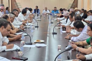 मोरङका सरकारी कार्यालयका प्रमुखहरूको आकस्मिक बैठक, चाँडो सेवा प्रवाहको तयारी