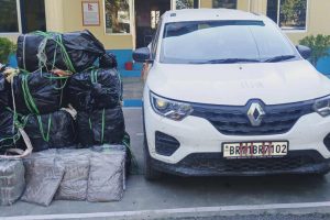 सुनसरीमा भारतीय कारभित्र भेटियो ३४० किलो गाँजा