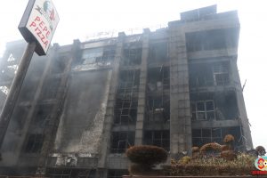 विराटनगर र धरानको भाटभटेनीमा जलेर मृत्यु भएका को हुन् ?