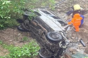 इलाममा बोलेरो र मोटरसाइकल ठोक्किँदा १० जना घाइते (नामावलीसहित)