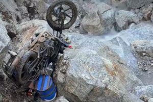 पाँचथरमा मोटरसाइकल खोल्सामा खस्दा एक जनाको मृत्यु