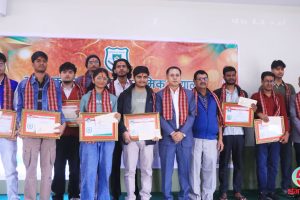 विराटनगरको अरनिको कलेजले गर्यो उत्कृष्ट विद्यार्थीलाई सम्मान