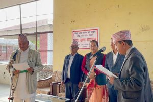 कोशी प्रदेशसभा सचिव खड्काले लिए शपथ