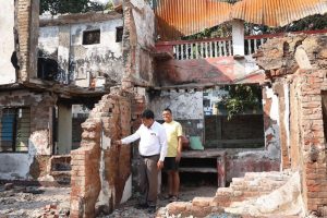 कोइराला निवास अवलोकनपछि सुनिल शर्माले भने– ऐतिहासिक धरोहरमाथि हमला भयो