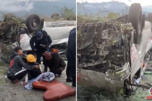 धनकुटाको भैसेमा माइक्रोबस दुर्घटना