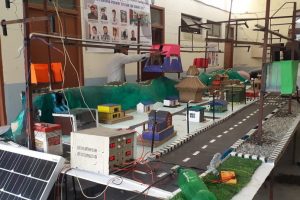 मनमोहनका विद्यार्थीले बनाए ‘स्मार्ट हार्वेस्ट’ र ‘सोलार पोडवे’ 