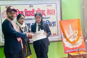 वक्तृत्वकलामा सन्ध्या झा प्रथम