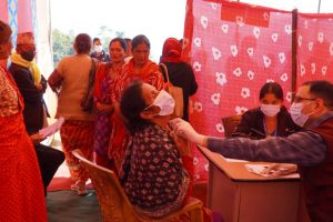 धनकुटाको जितपुरमा १५ सय बढीको निःशुल्क स्वास्थ्य परीक्षण