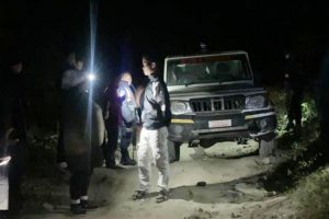 केराबारीमा गाँजा बोकेको एम्बुलेन्स नियन्त्रणमा लिन हवाई फायर, धनकुटाका दुई जना पक्राउ