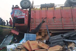 सुनसरीको भोक्राहामा ट्रक दुर्घटना हुँदा पाँच जनाको मृत्यु