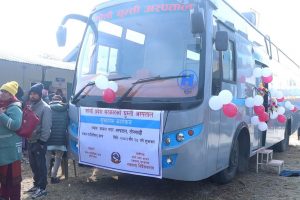 कोशी सरकारले ८० लाखको लगानीमा सञ्चालनमा ल्यायो घुम्ती अस्पताल 