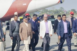 एमाले अध्यक्ष ओली पुगे गृहजिल्ला झापा 