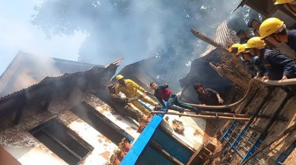 धनकुटामा आगलागीबाट एक घर नष्ट