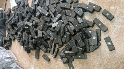 विराटनगरबाट ५ लाख बढीको अवैध इलेक्ट्रोनिक चिप्स बरामद