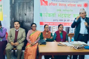 डोजर चलाउनेबाट सुकुम्बासी समस्या समाधान हुँदैन : नेता दाहाल