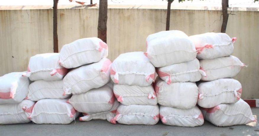 विराटनगरको जेबी ट्रान्सपोर्टबाट ७ लाख बढीको कपडा बरामद