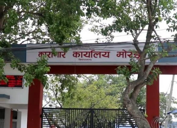 मोरङ कारागार कब्जा गर्ने १९ कैदीबन्दीलाई बाहिर निकालिएपछि शान्त भयो ‘बी’ ब्लक