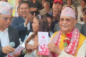 झापा-५ को विकासका लागि ओलीको प्रतिबद्धता : पूर्वी नेपालकै नमूना बनाउने दाबी