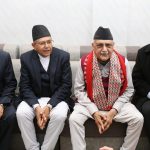 झापा पुगेर केपी ओलीले पत्रकारलाई सोधे– कस्तो हुँदैछ यहाँको माहोल ?