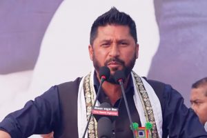 रवि लामिछानेले ठेकेदारलाई भने– विज्ञप्ती निकालेर देश बन्दैन, उपकरण खरिदतर्फ लाग्नुहोस्