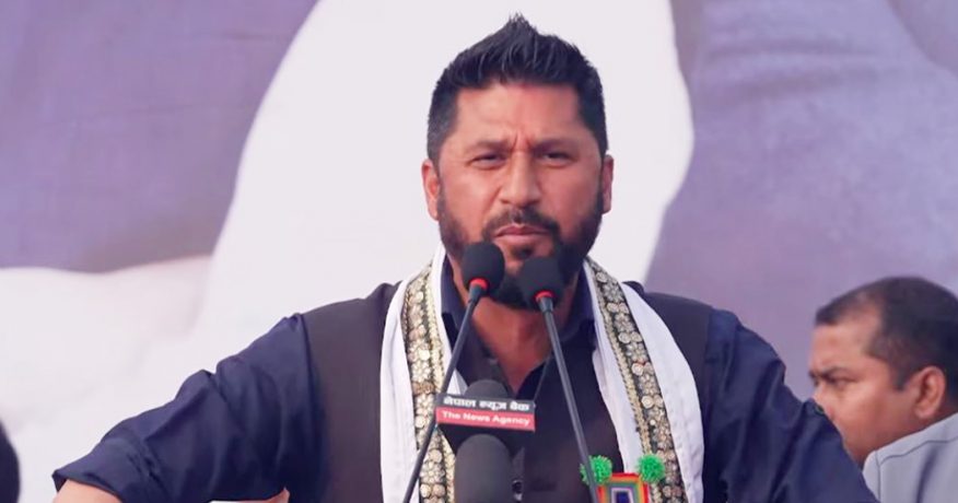 रवि लामिछानेले ठेकेदारलाई भने– विज्ञप्ती निकालेर देश बन्दैन, उपकरण खरिदतर्फ लाग्नुहोस्