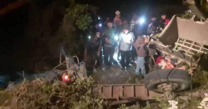 झापामा ट्याक्टर दुर्घटना हुँदा एक जनाको मृत्यु, ११ जना घाइते