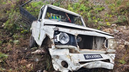 धनकुटाको सहिदभूमिमा पिकअप पल्टिँदा चार जना घाइते