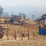 खोटाङको हलेसी तुवाचुङमा हावाले उडायो ५२ घरको छानो