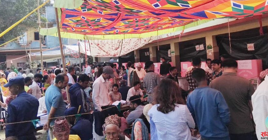 विराटनगरमा यसरी हुँदैछ मतदान (फोटो फिचर)