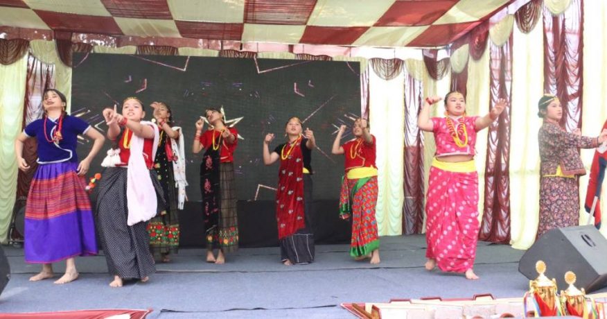 विराटनगरको अर्किड स्कुलले अभिभावक दिवसमा गर्यो विद्यार्थीलाई सम्मान