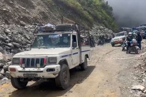 पहिरोका कारण अवरुद्ध भेडेटार-रवि-राँके सडक सुचारु